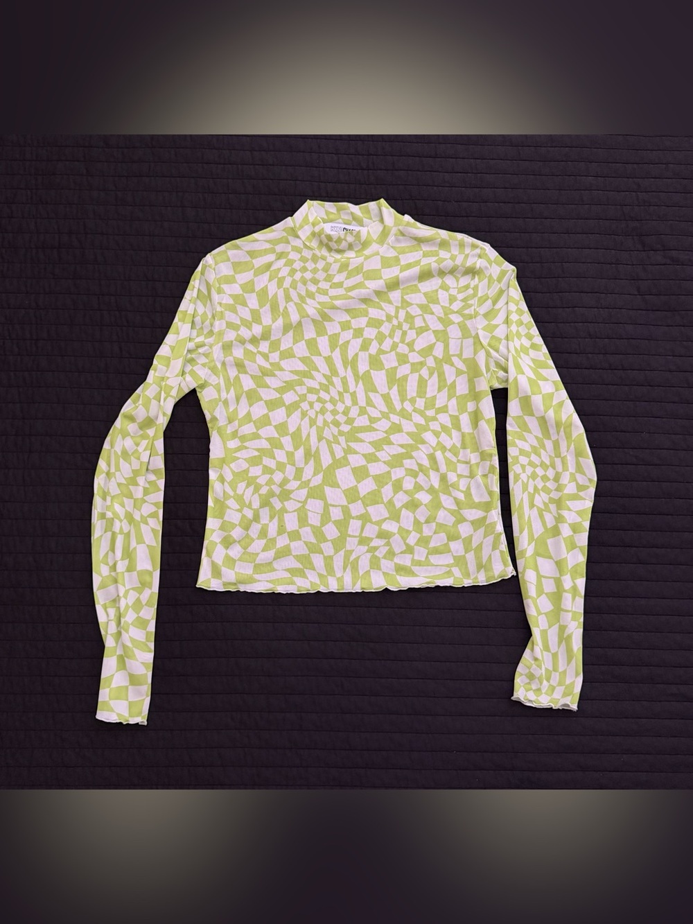 WKND Chasers Mesh Mock Neck Crop Longsleeve - XL